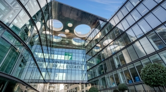 Vue-extérieur-BNPPI-siège